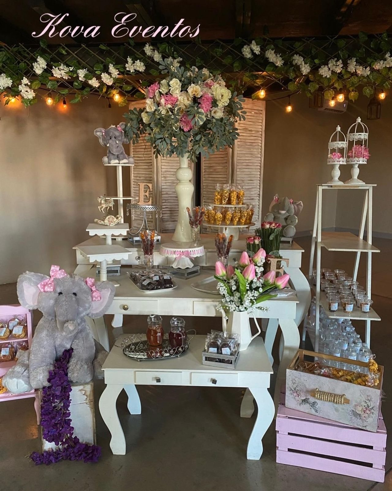 Mesa de postres para baby shower